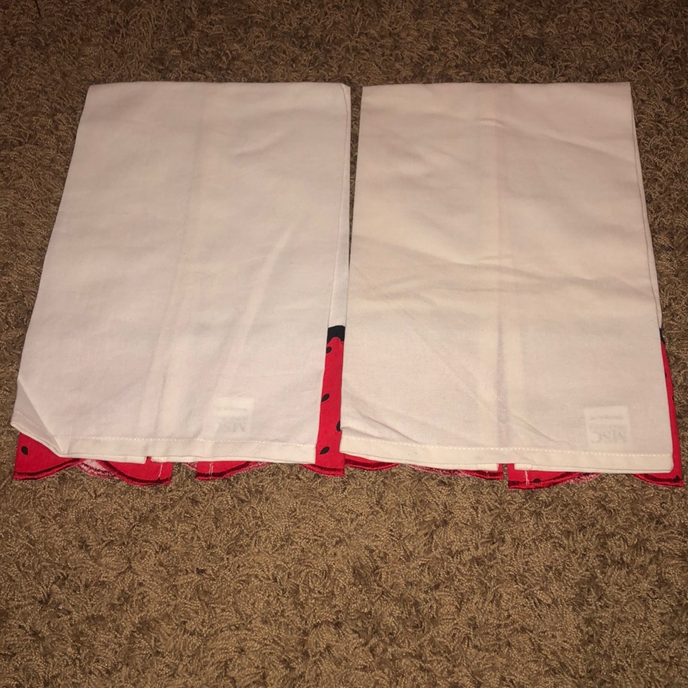 Set of 4 NEW Decorative Hand Towels - Picture 7 of 8